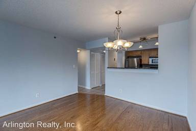 Main picture of 1024 N Utah St