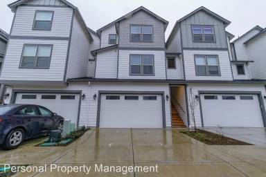 Main picture of 136 Loganberry Ct