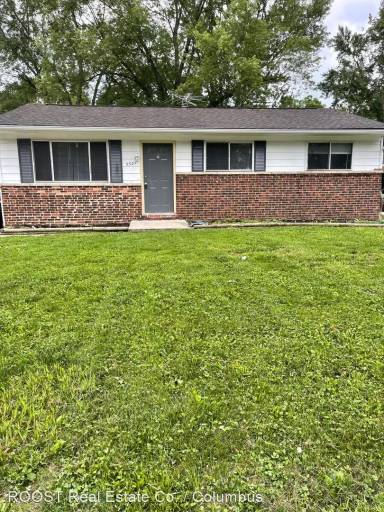 Main picture of 3327 Trail Lane Ct