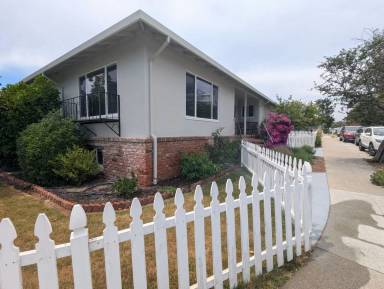 Main picture of 1650 James Ave