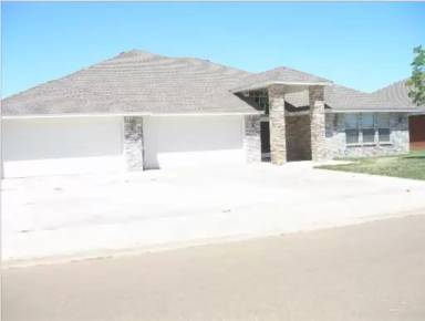 Main picture of 424 Adkins Ct