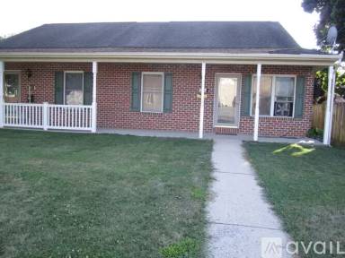 Main picture of 205 N Walnut St