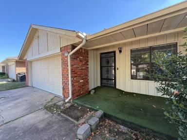 Main picture of 6914 E 46th Pl