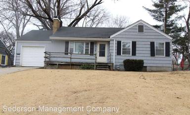Main picture of 6106 W 58th St