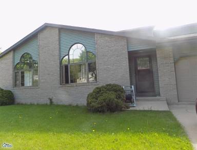 Main picture of 9 Prentice Pl
