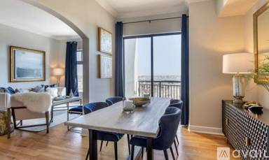 Main picture of 5048 E Cherry Creek South Dr