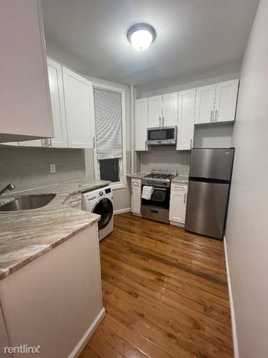 Main picture of 98 Wayne St