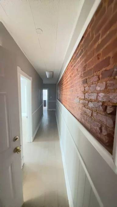 Main picture of 2500 Saint Paul St