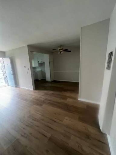 Main picture of 450 S Normandie Ave