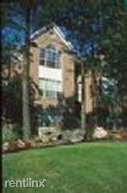 Main picture of Arbors River Oaks