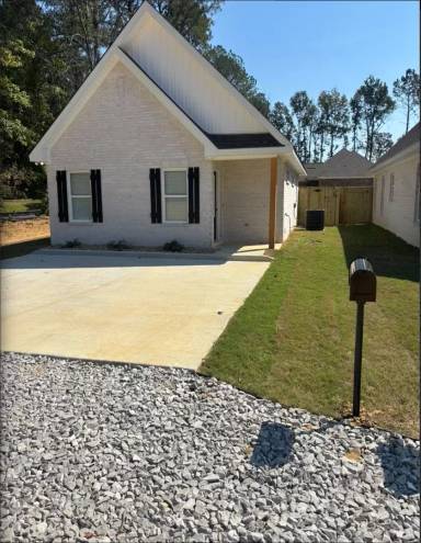 Main picture of 53 Park Ln