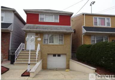 Main picture of 733 Cleveland Ave