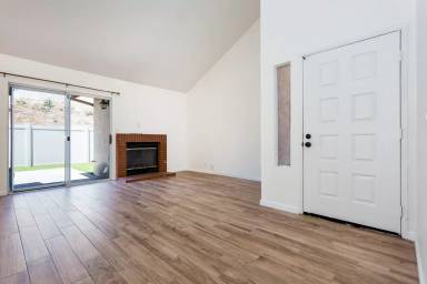 Main picture of 2028 Manzana Way
