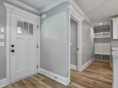 Main picture of 52 Franklin Dr