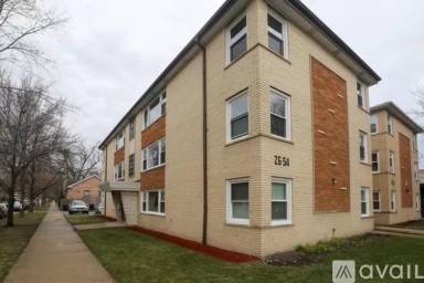 Main picture of 2654 W Touhy Ave