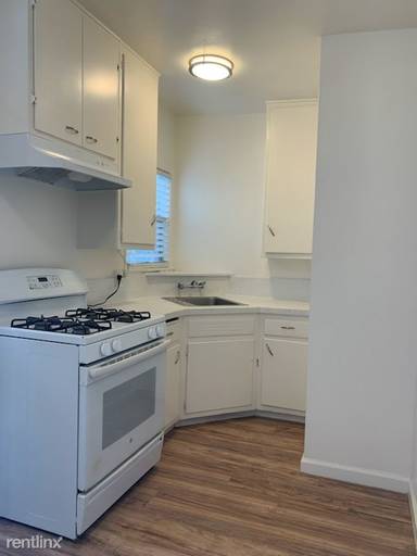 Main picture of 611 N Olive St