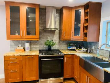 Main picture of 52 Emmett St