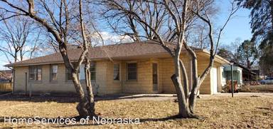 Main picture of 2842 N 60th St