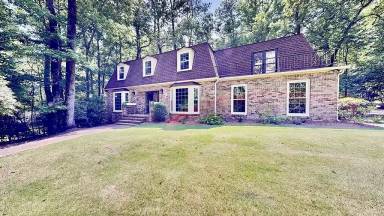 Main picture of 7349 Lullwater Rd