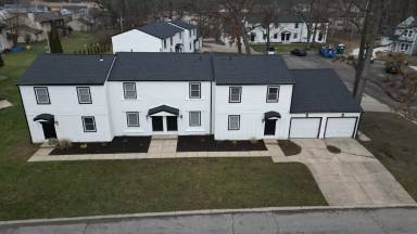 Main picture of 5011 Birchwood Ln