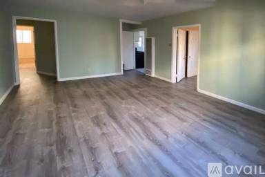 Main picture of 1522 University Ave