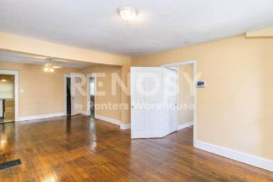 Main picture of 4038 Bellefontaine Ave