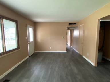 Main picture of 409 Parkview Ave