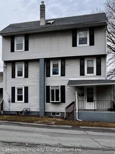 Main picture of 201 Brown St