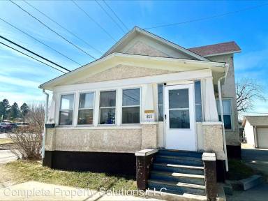 Main picture of 603 Quincy St
