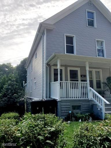 Main picture of 111 Oneco Ave