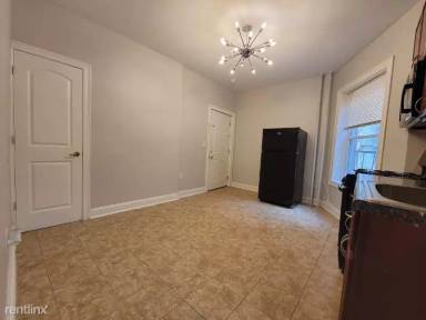 Main picture of 68 Stuyvesant Ave