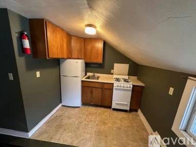 Main picture of 366 E Rose St