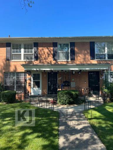 Main picture of 3211 Benjamin Ave