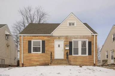 Main picture of 15605 Benhoff Dr