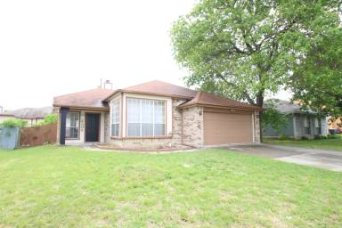 Main picture of 2308 Woodlands Dr