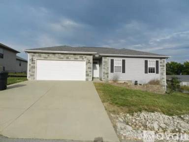 Main picture of 20299 Hyatt Ln