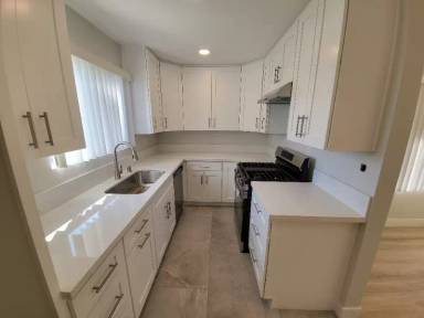 Main picture of 113 S Cedar St