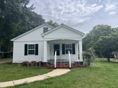 Main picture of 1208 Cloninger Ave
