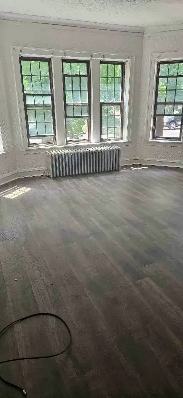 Main picture of 8119 S Vernon Ave