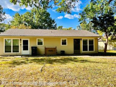 Main picture of 610 NW Fieldcrest Dr