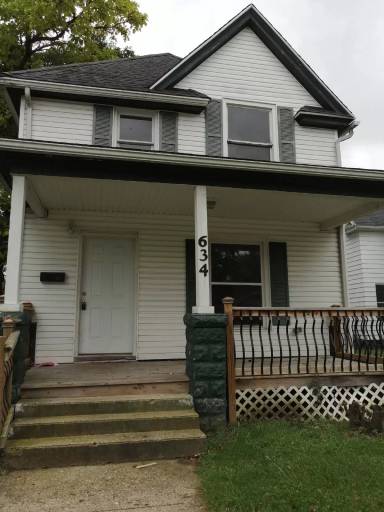 Main picture of 634 E Indiana Ave