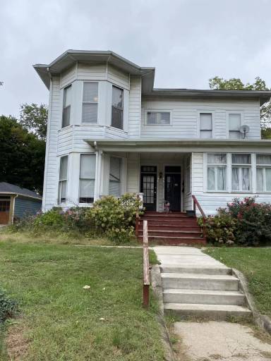 Main picture of 504 W Main St