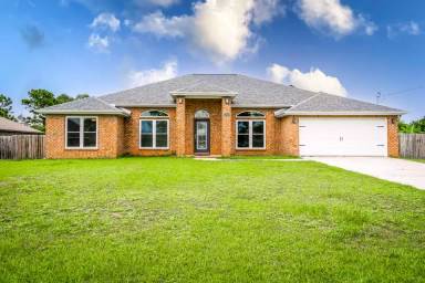 Main picture of 2096 Aurora Dr