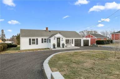 Main picture of 1625 E Main Rd