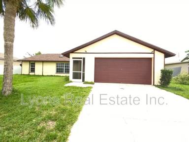 Main picture of 1106 NE 6th Pl