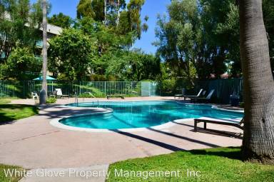 Main picture of 564 N Bellflower Blvd