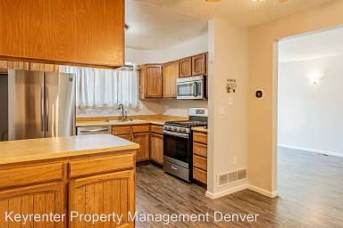 Main picture of 1741 W 102nd Ave