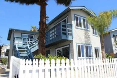 Main picture of 2617 S El Camino Real