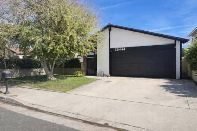 Main picture of 25444 Via Pacifica