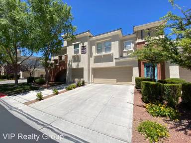 Main picture of 10730 Amber Ridge Dr